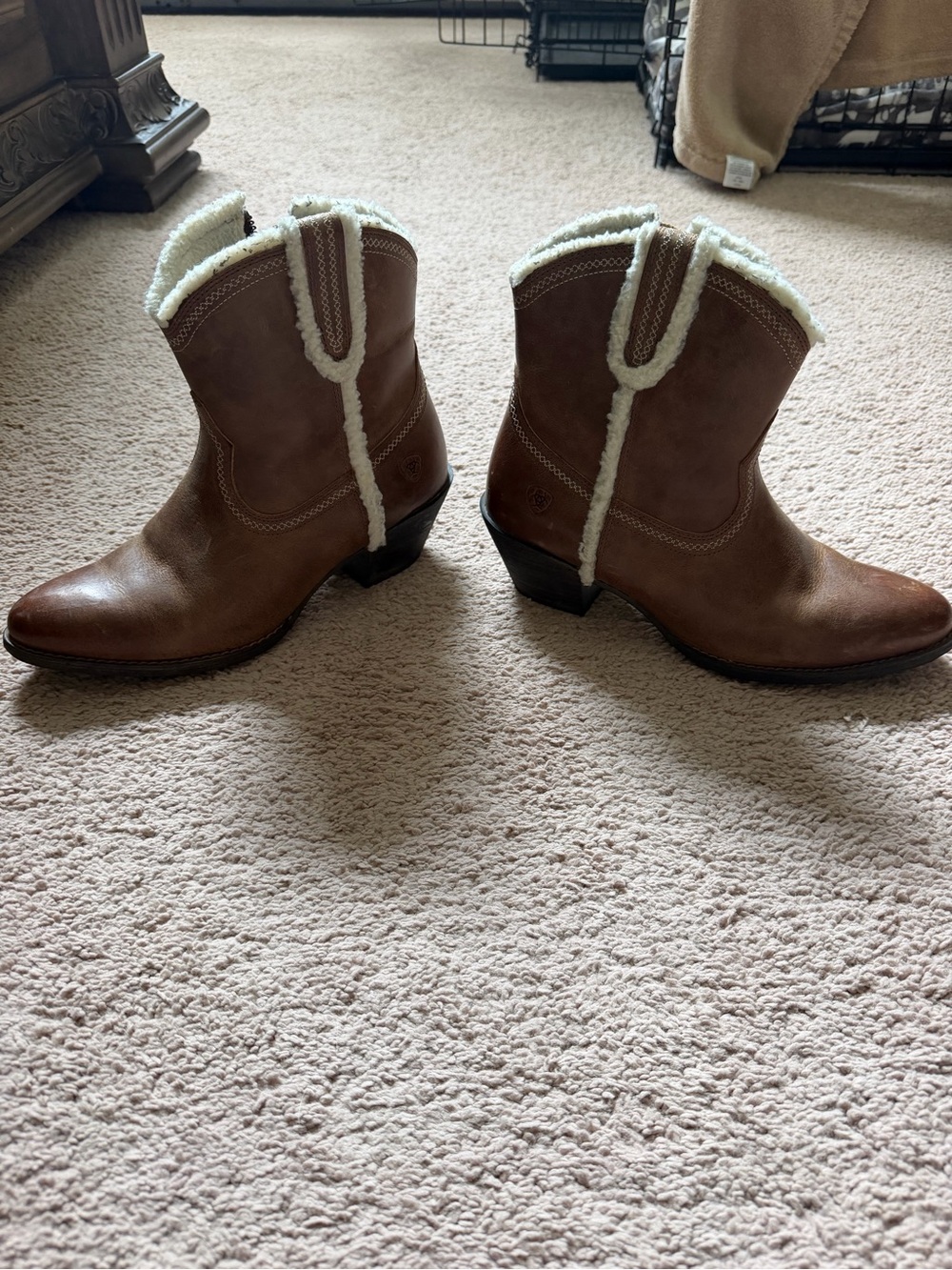 Ariat Brown Leather Ankle Boots with Cream Sherpa Trim